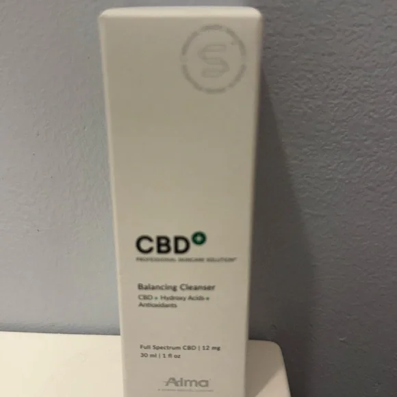CBD Skincare Trio - White - Picture 3 of 5
